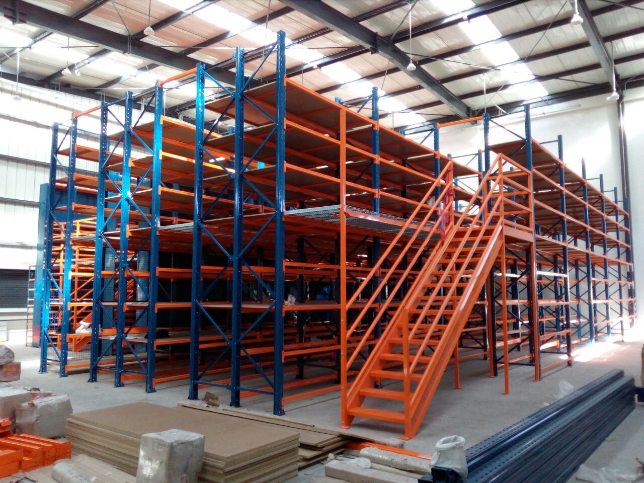 Almacenamiento Entrepisos