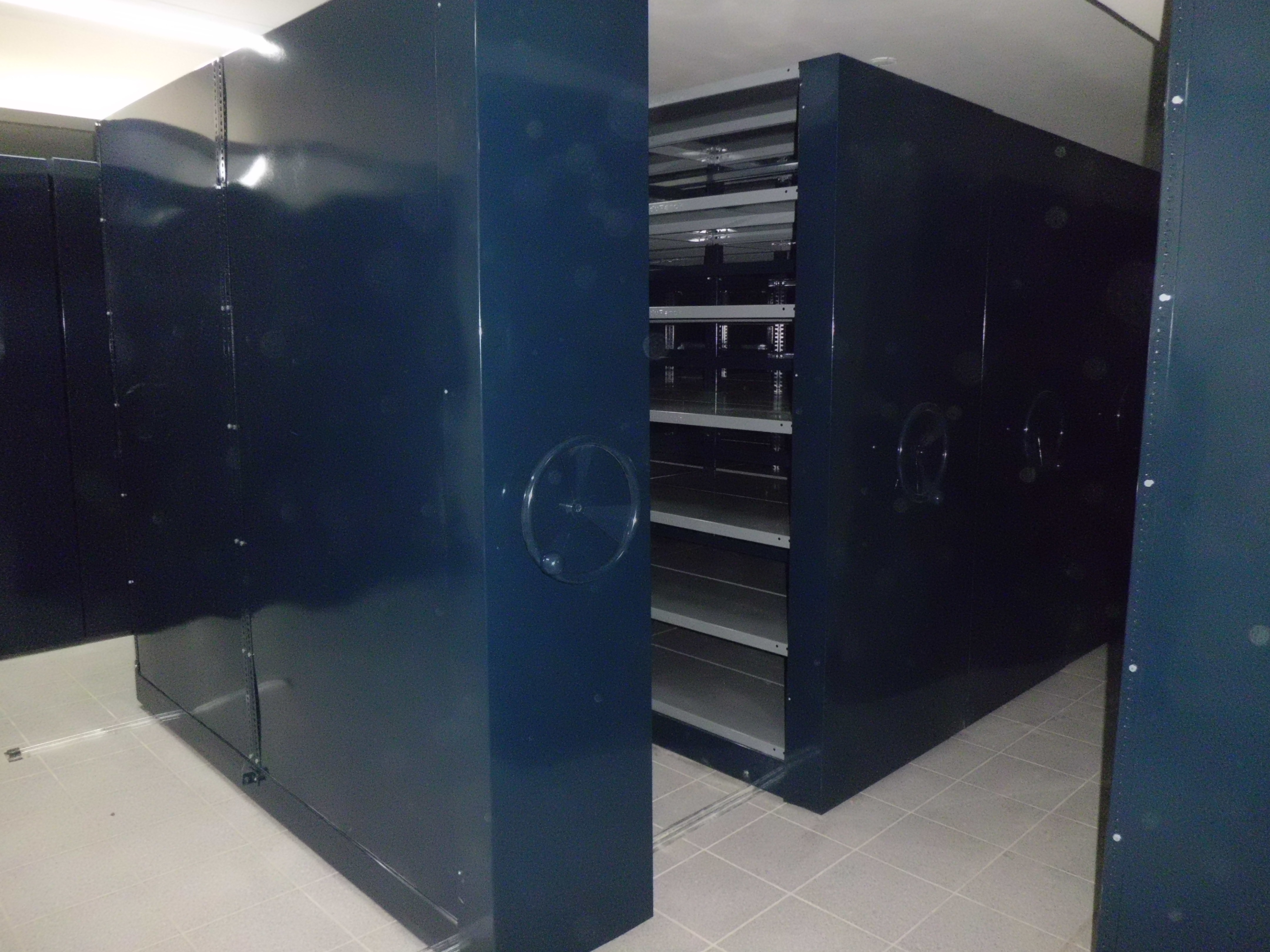 Estantería móvil para archivos y documentos